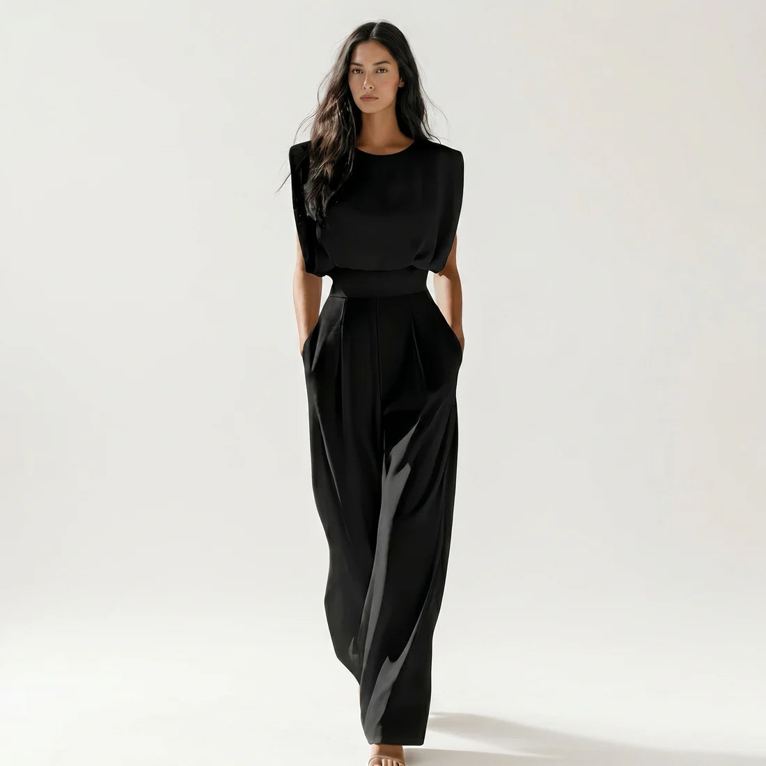 AURA - Mono elegante que estiliza sin esfuerzo